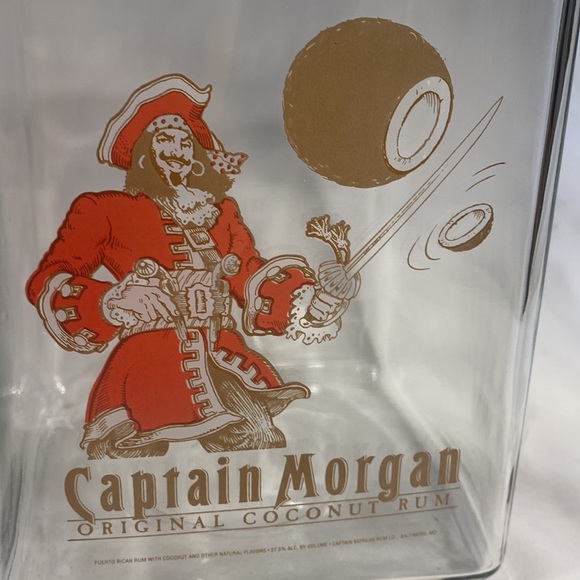 Captain Morgan Glass Container - Picture 3 of 7